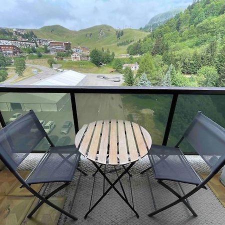 Studio Refait A Neuf Avec Balcon - Famille - Parking Couvert Chamrousse Ngoại thất bức ảnh