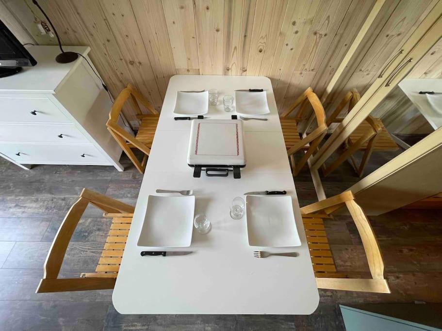 Studio Refait A Neuf Avec Balcon - Famille - Parking Couvert Chamrousse Ngoại thất bức ảnh