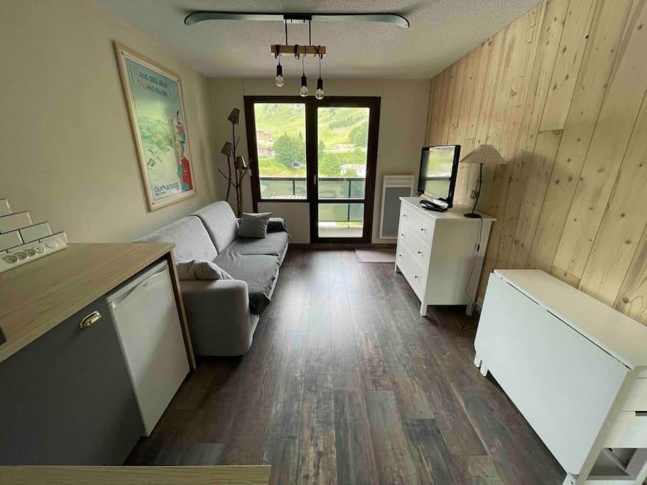 Studio Refait A Neuf Avec Balcon - Famille - Parking Couvert Chamrousse Ngoại thất bức ảnh