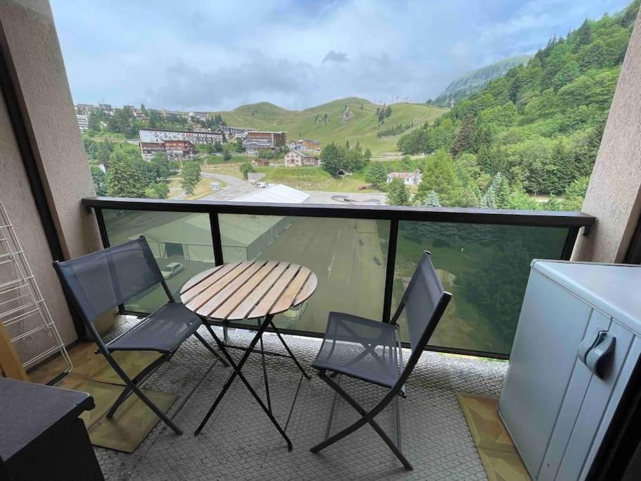 Studio Refait A Neuf Avec Balcon - Famille - Parking Couvert Chamrousse Ngoại thất bức ảnh